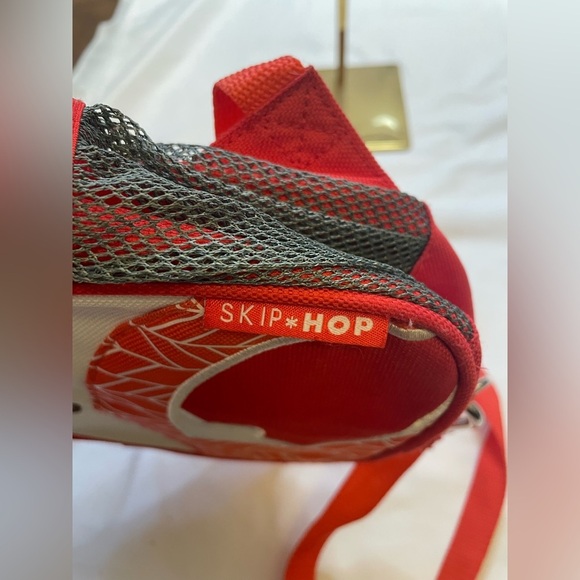 Skip Hop zoo red fox toddler backpack with leash - Picture 5 of 6